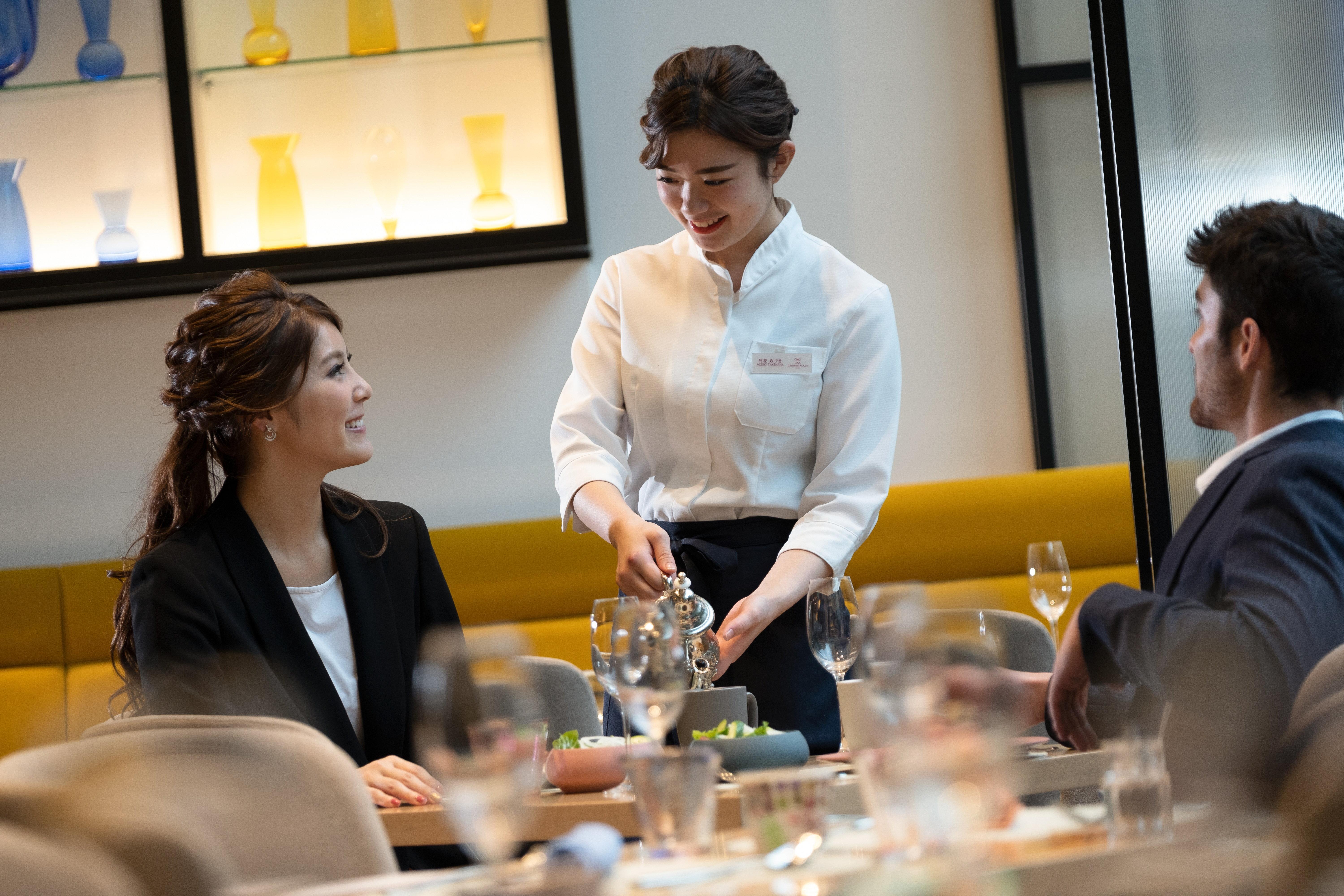Готель Ana Crowne Plaza Osaka By Ihg Екстер'єр фото